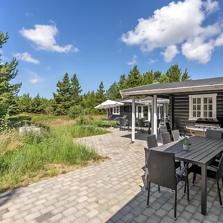 Henriethe - 1-1km From The Sea By Interhome