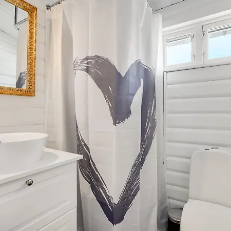 Henriethe - 1-1km From The Sea By Interhome *