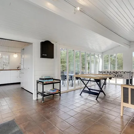 Henriethe - 1-1km From The Sea By Interhome *