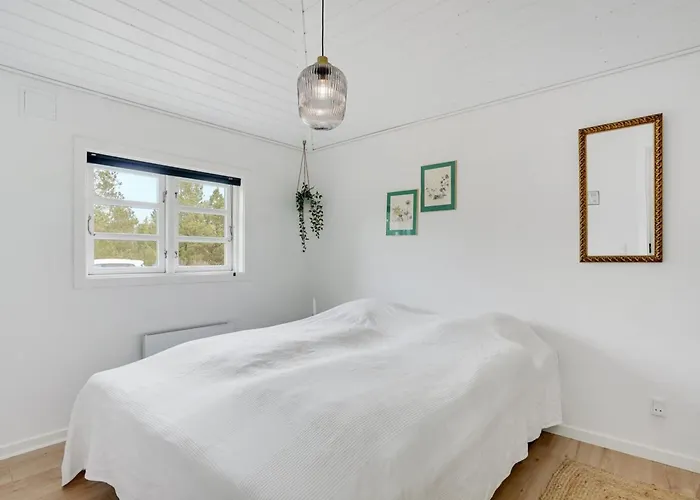 Henriethe - 1-1km From The Sea By Interhome